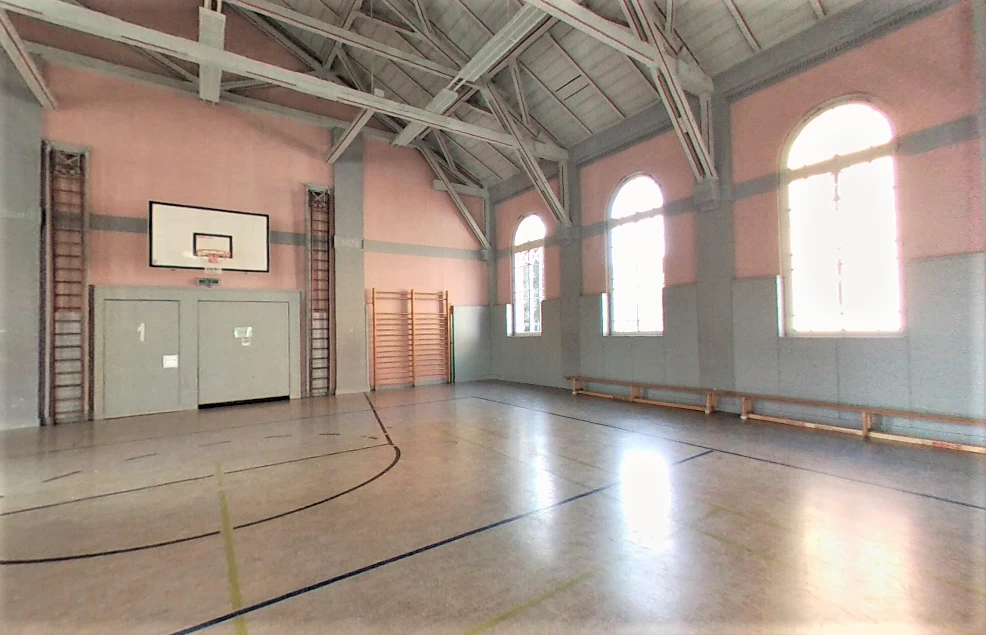 Innenansicht der Turnhalle der Georg-Monsch-Schule in Offenburg