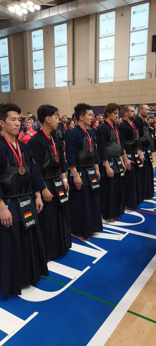 Das deutsche Herrenteam mit Bronzemedaillen bei der Kendo-EM 2026